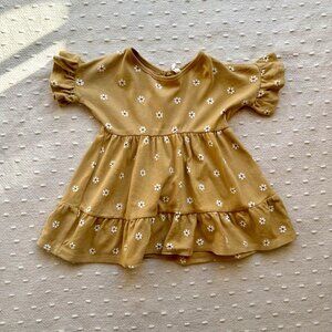 Q by Quincy Mae flutter dress & bloomer set in honey floral 2-3Y